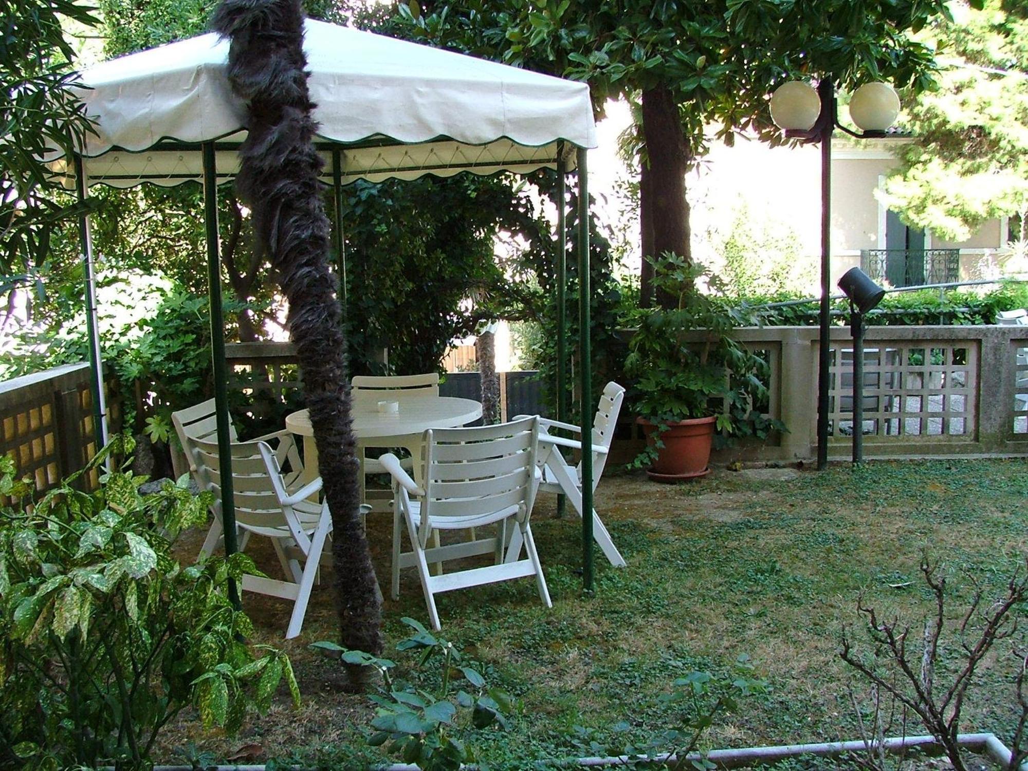 Hotel Torretta Cattolica Esterno foto